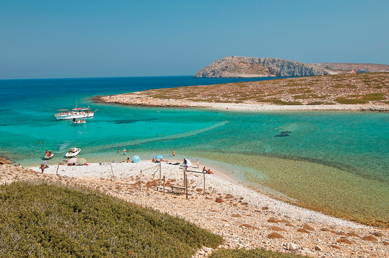 Islets Kounoupas and Koutsomytis